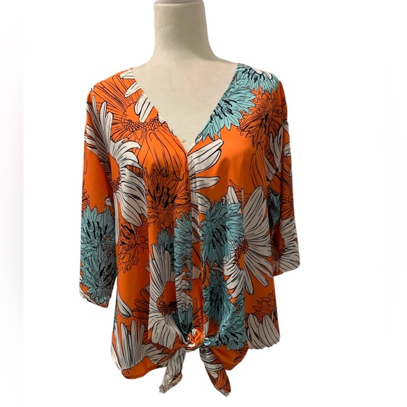 Sunflower 🌻 Blouse - Picture 1 of 5